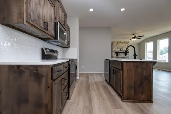 865 E Virginia LN #Lot 187, Nixa, MO 65714