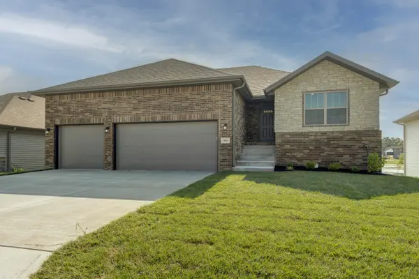851 E Virginia LN #Lot 193, Nixa, MO 65714