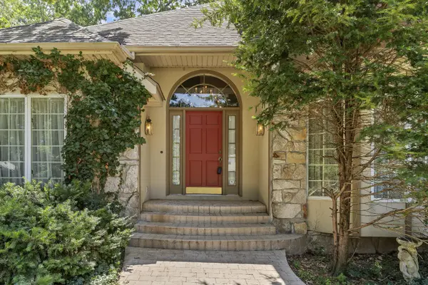 3786 E Kingsbury ST, Springfield, MO 65809