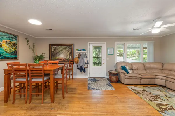 1207 E Georgia ST, Ozark, MO 65721