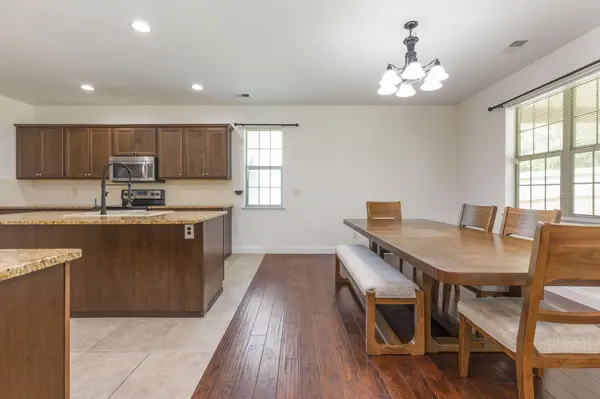 240 Spencer DR, Branson, MO 65616