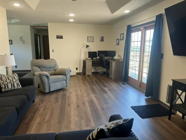 1418 Marzelle CT, Joplin, MO 64801