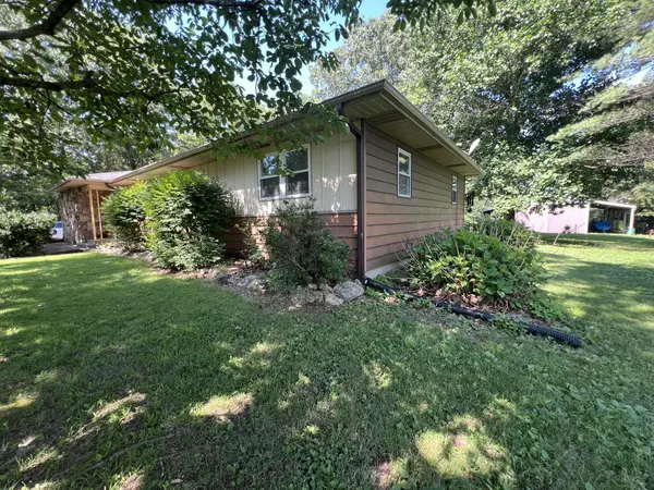 5191 County Road 4650, Pomona, MO 65789