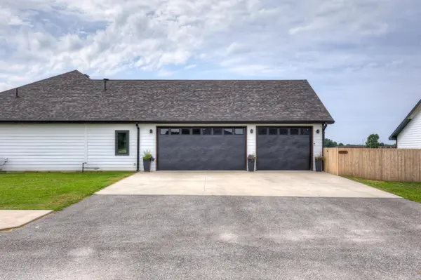 14856 Heron DR, Neosho, MO 64850