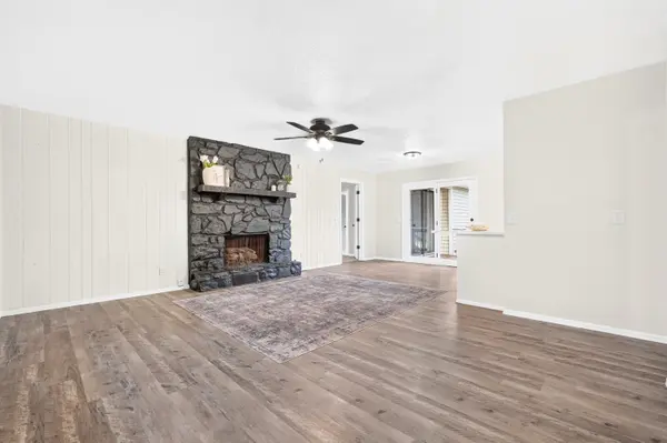 5328 S Allen AVE, Battlefield, MO 65619