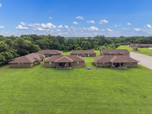 19824 State Highway 112, Cassville, MO 65625