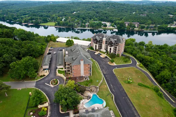 3103 Riverstone DR, Branson, MO 65616