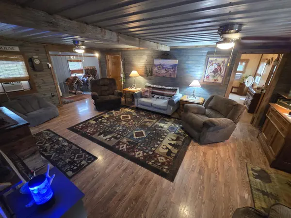 13226 Cr 437, Mountain View, MO 65548