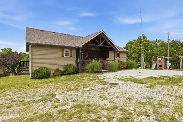 16464 County Road 100, Wheatland, MO 65779