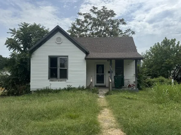 403 Frisco ST, Monett, MO 65708