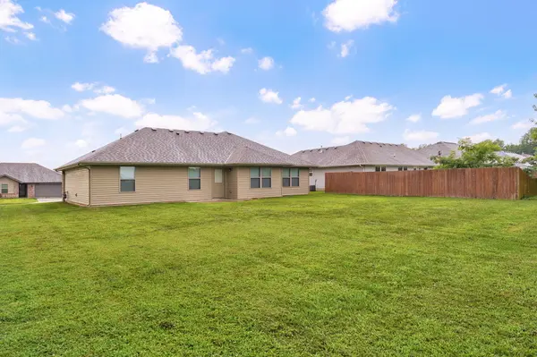 485 W Melody LN, Republic, MO 65738