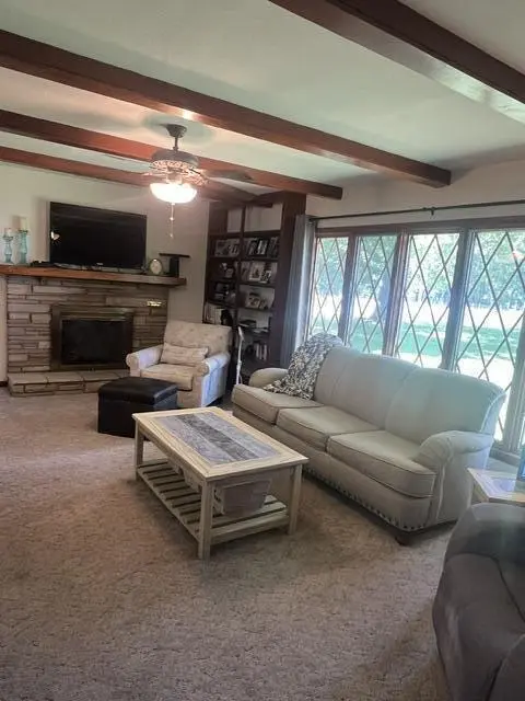 607 E Summit ST, Republic, MO 65738