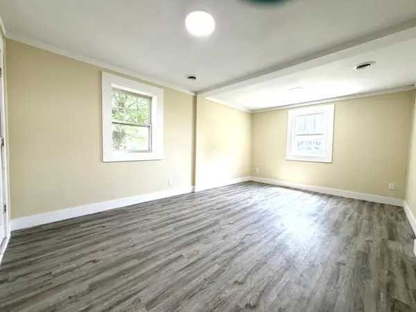907 W Chestnut ST, Houston, MO 65483