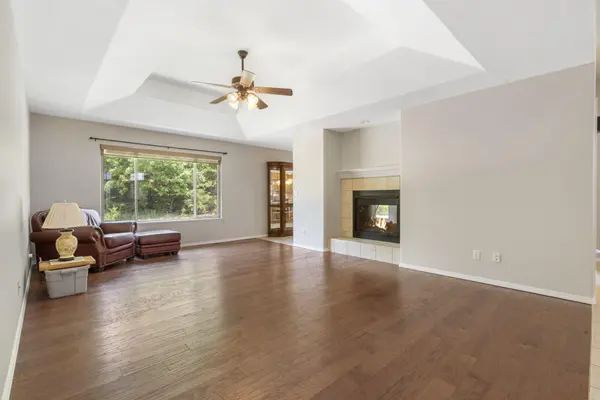 40 Overton CT, Kimberling City, MO 65686