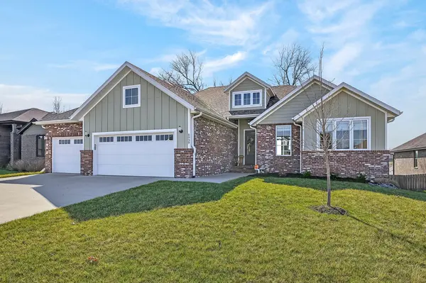 6039 S Kings AVE, Springfield, MO 65810