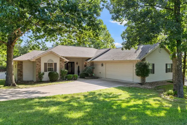 567 Austin PL, Branson West, MO 65737
