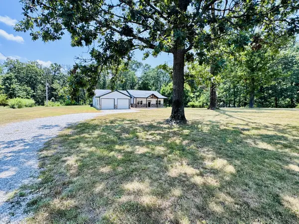 13425 Highway V, Diamond, MO 64840