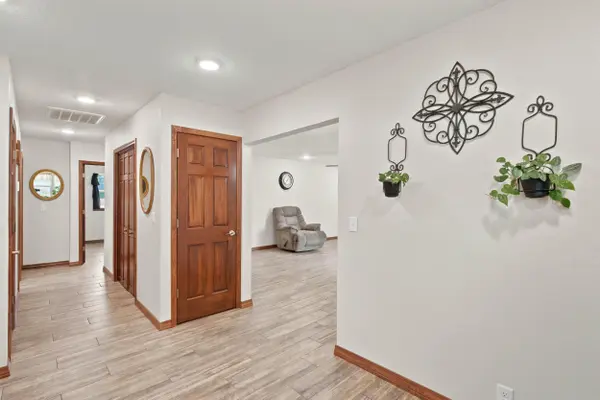 1306 Porter AVE, Aurora, MO 65605
