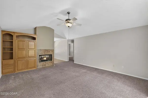 9 Harrington CIR, Bella Vista, AR 72714