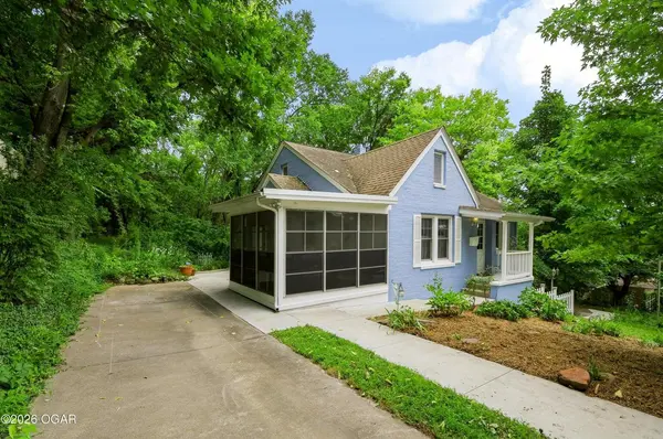 507 W Hickory ST, Neosho, MO 64850