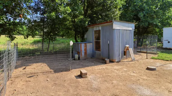 9617 County Road 2680, Mountain View, MO 65548