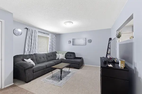 126 N Fairwood AVE, Republic, MO 65738