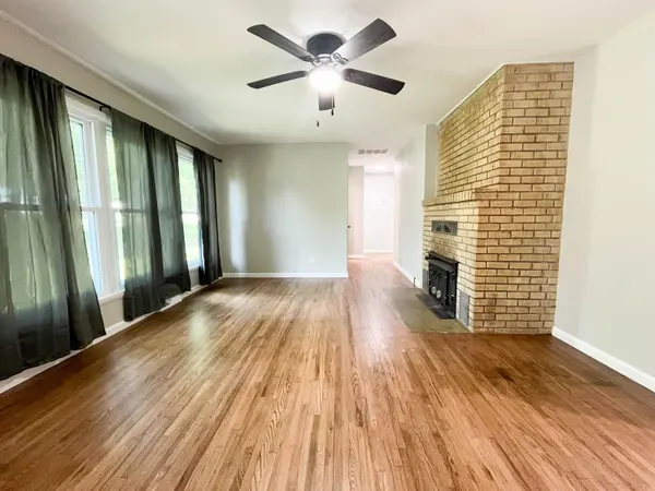 420 Brewer ST, Thayer, MO 65791