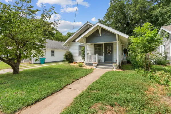 1605 E Cairo ST, Springfield, MO 65802