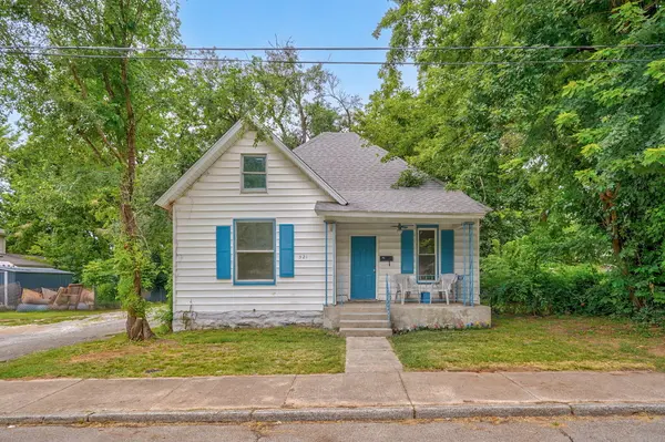 521 W Harrison ST, Springfield, MO 65806