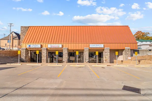 203 Veterans BLVD, Branson, MO 65616