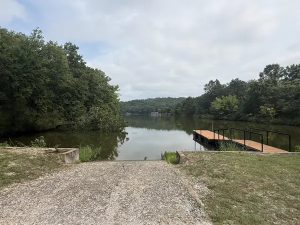000 Paulson DR, Edwards, MO 65326
