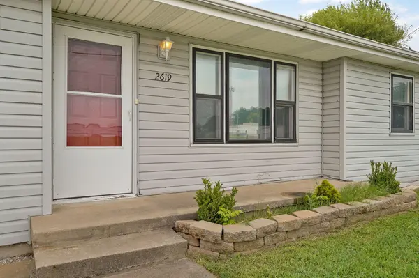 2619 E Division ST, Springfield, MO 65803