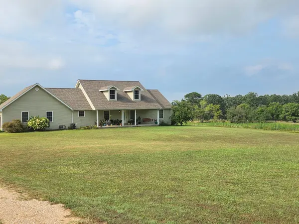 4534 County Road 7000, West Plains, MO 65775