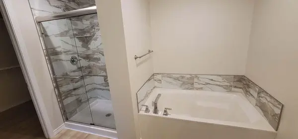 625 W Arbor Glenn DR, Nixa, MO 65714