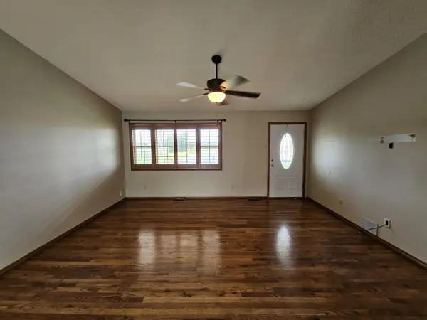 1583 N 17th ST, Monett, MO 65708