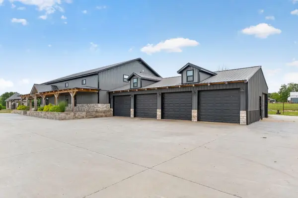 250 Aviation AVE, Ozark, MO 65721