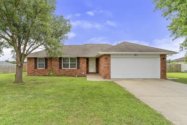 2988 E Morris ST, Republic, MO 65738