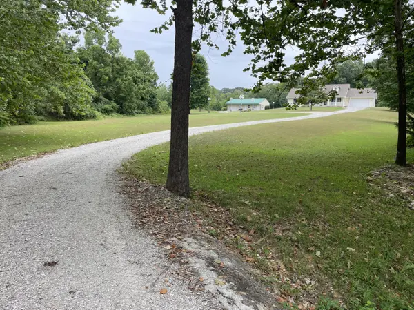 5910 S St Highway 5, Ava, MO 65608