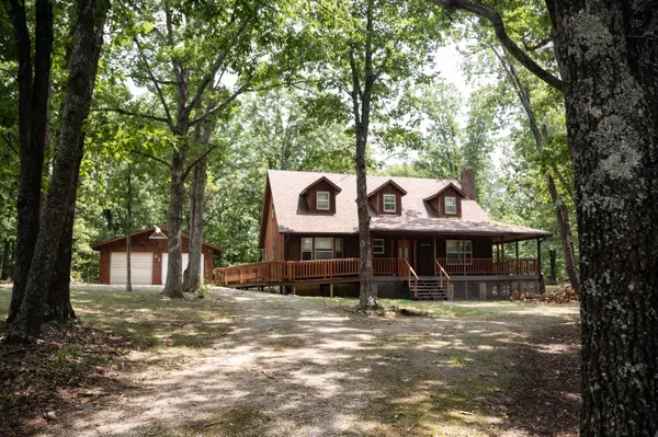 7704 County Road 2770, West Plains, MO 65775