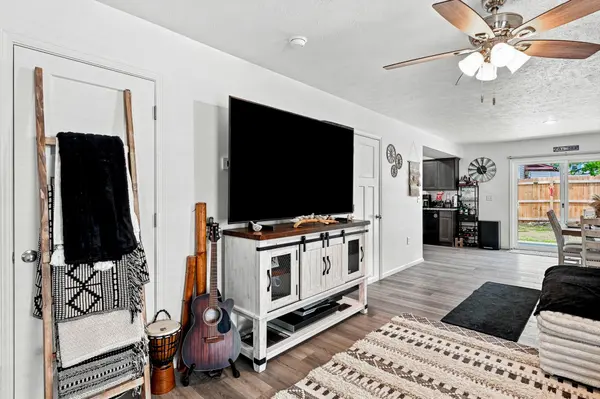 4071 White Oak RD, Merriam Woods, MO 65740