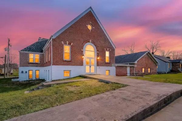206 N Main ST, Rogersville, MO 65742
