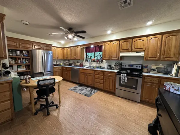 122 Riverview DR, Anderson, MO 64831