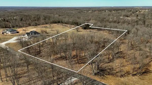 331 Raspberry RD, Highlandville, MO 65669