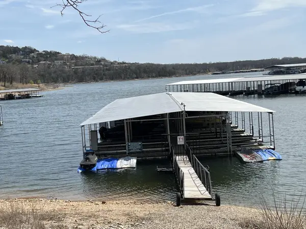 14 Treehouse LN #Apt 15, Branson, MO 65616
