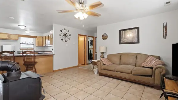 9169 County Road 483, Birch Tree, MO 65438