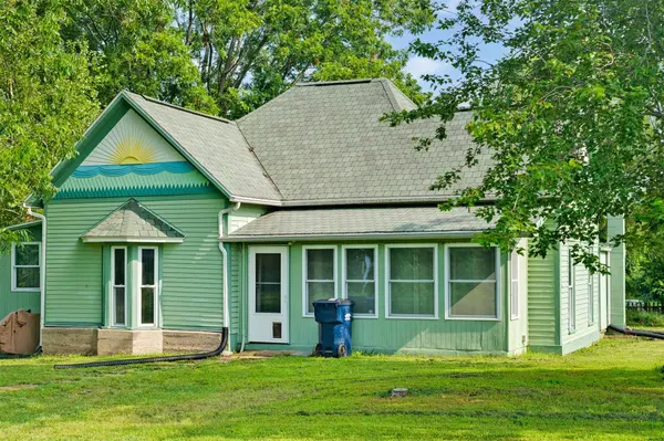 12 Wallace LN, Fair Grove, MO 65648