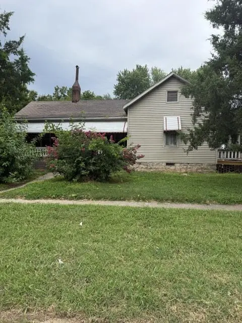 1703 N Washington AVE, Springfield, MO 65803
