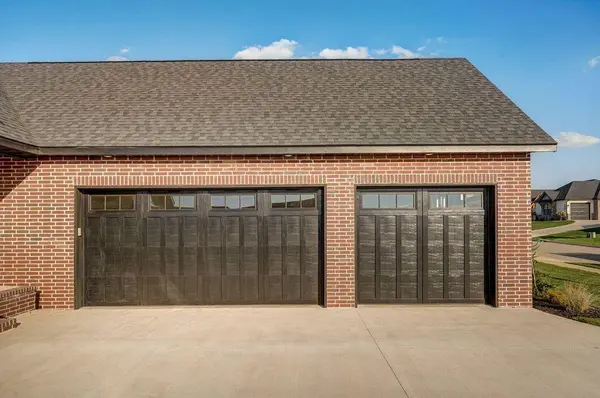 1837 E Cobblestone DR, Ozark, MO 65721