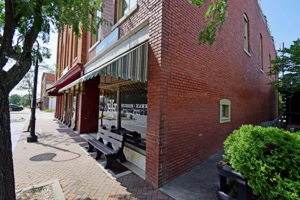 127 E Church ST, Ozark, MO 65721