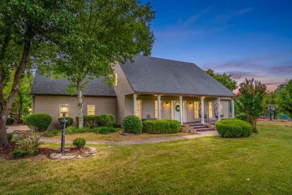 481 Sunny Brook DR, Branson, MO 65616